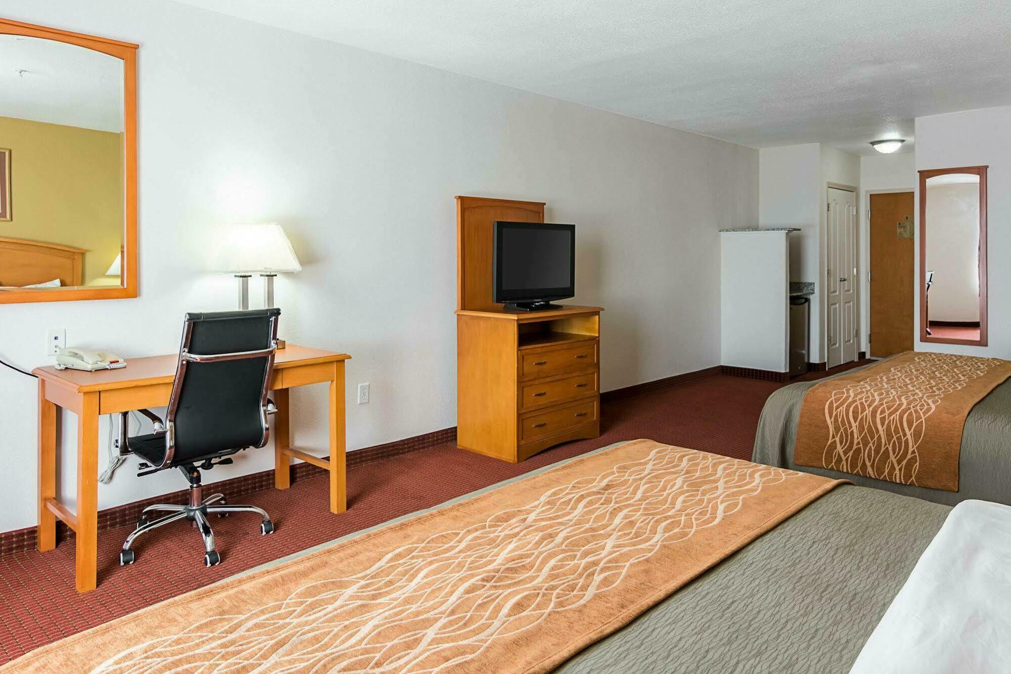 Comfort Inn & Suites Chesapeake - Portsmouth Exterior foto